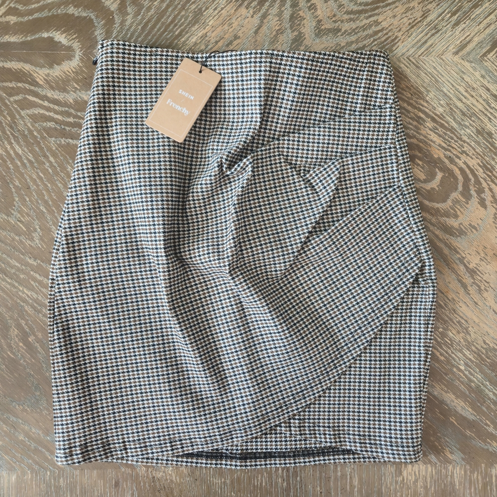 SHEIN Frenchy Houndstooth Mini Skirt XS | Side Zip | NWT